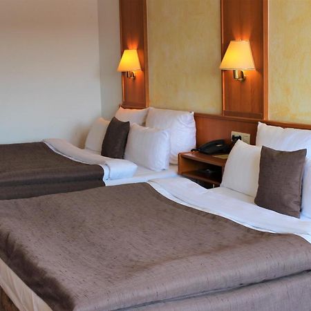 Hotel Pirsch Ramstein-Miesenbach Eksteriør billede