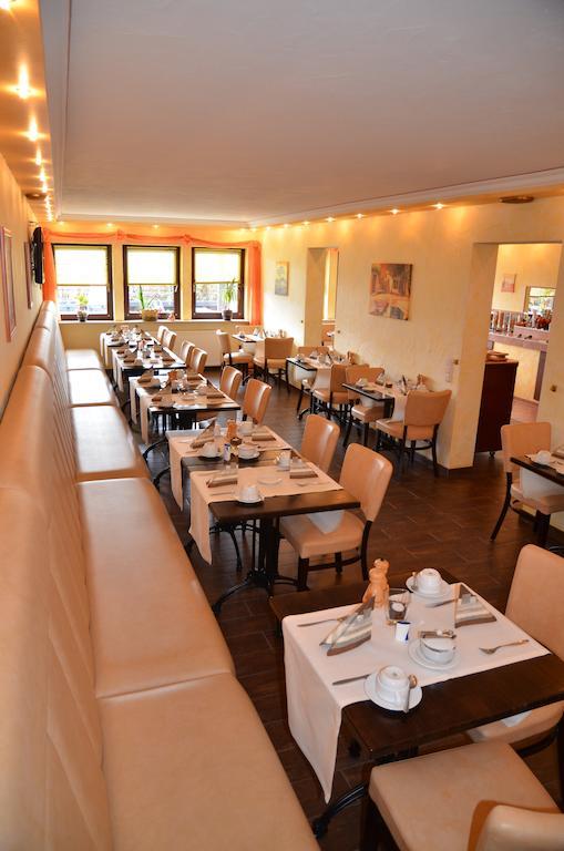 Hotel Pirsch Ramstein-Miesenbach Eksteriør billede