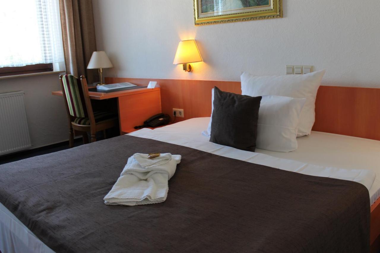 Hotel Pirsch Ramstein-Miesenbach Eksteriør billede